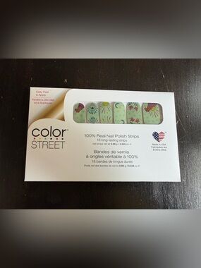 Color Street Bloom & Beast Nail Polish Strips
